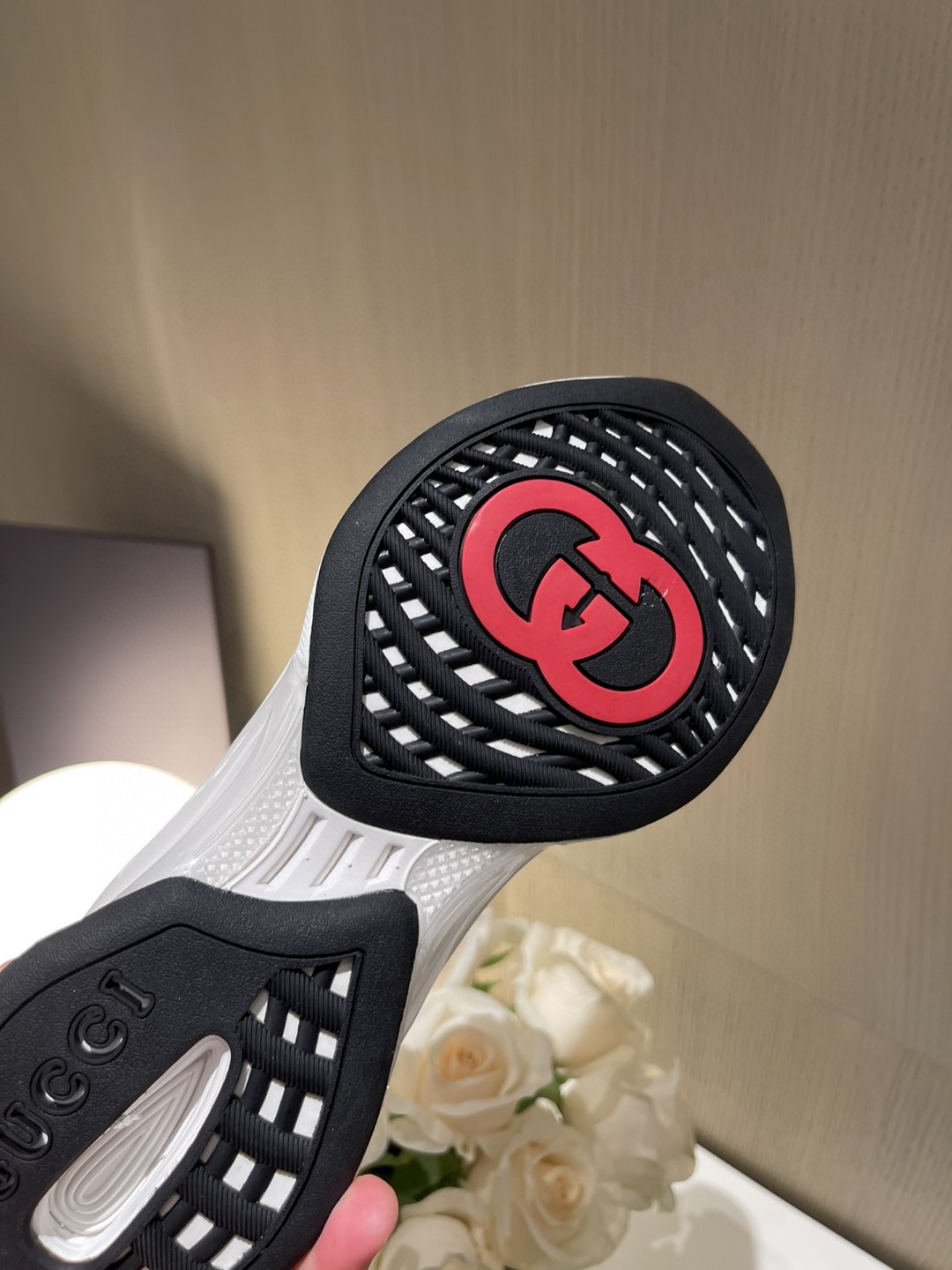 Gvc*1 Run Women’s Sneaker White For Women ‎‎‎680893 USM10 8475