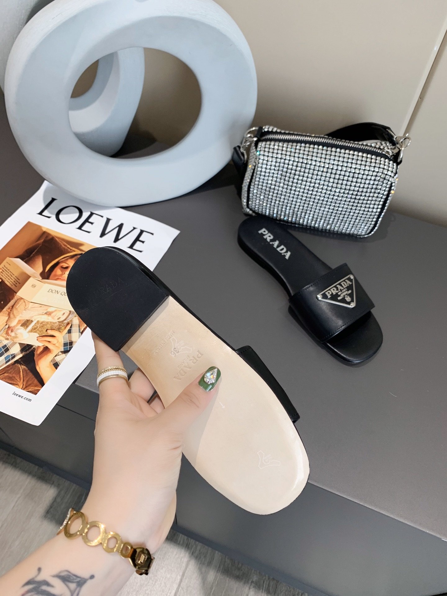 Pra*a Saffiano Slides Black For Women 0.4in/10mm PRD 1XX627_053_F0002_F_010