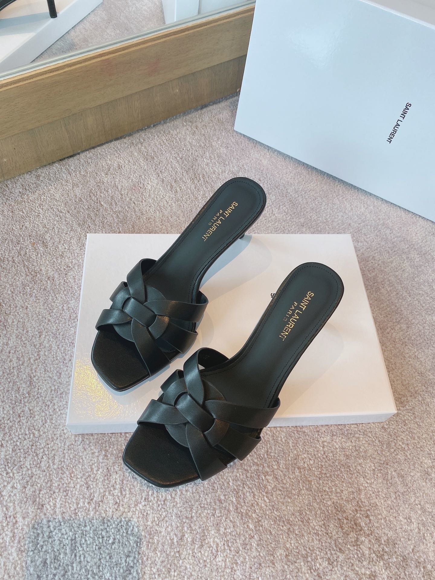 Sa1nt Lau*nt Women’s Tribute Heeled Mules Black For Women Y51 650986DWE001000