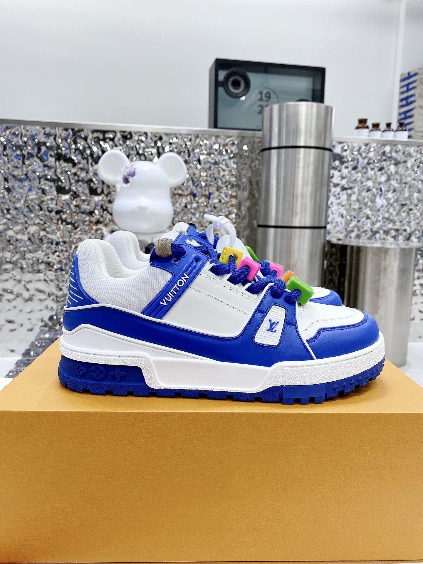 L0vis Vvtt0n LV Trainer Sneaker Blue For Men LV