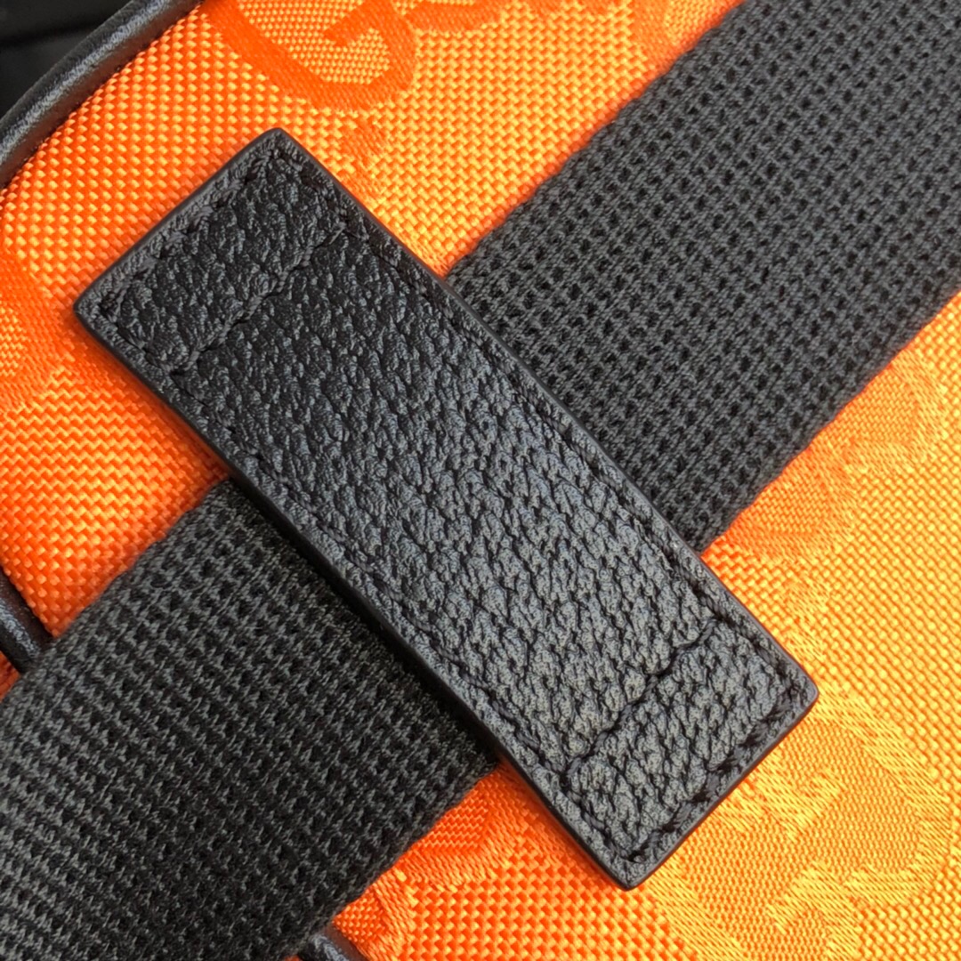 Gvc*1 Gvc*1 Off The Grid Belt Bag Orange GG ECONYL® For Men  9.5in/24cm GG