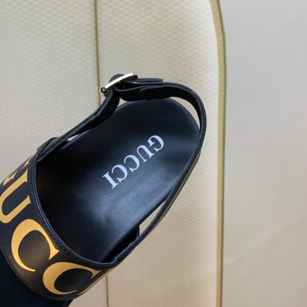 Gvc*1 Women’s Tiger And Buckle Sandal Black For Women GG