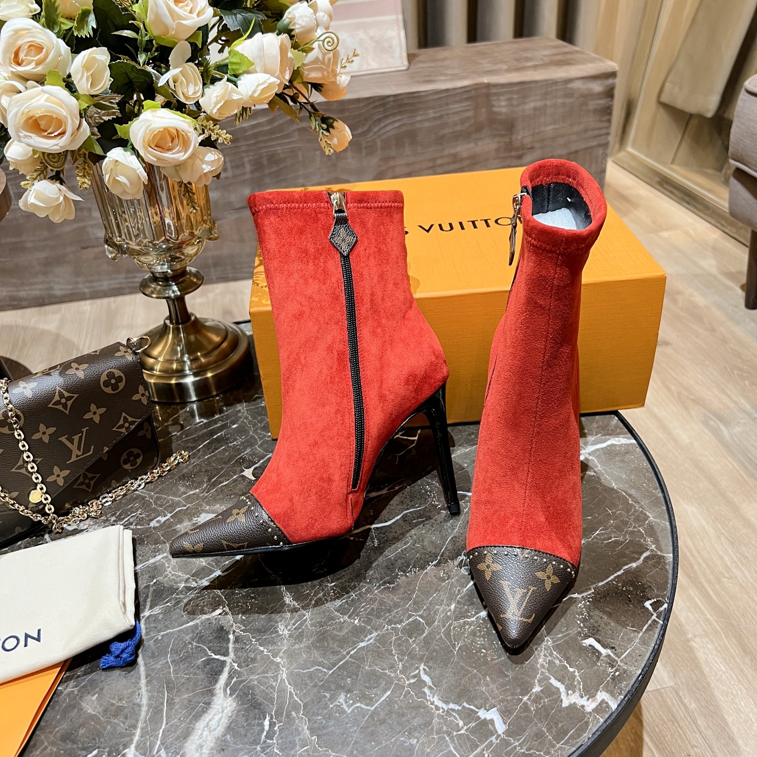 L0vis Vvtt0n Women’s Cherie Ankle Boots Red For Women LV