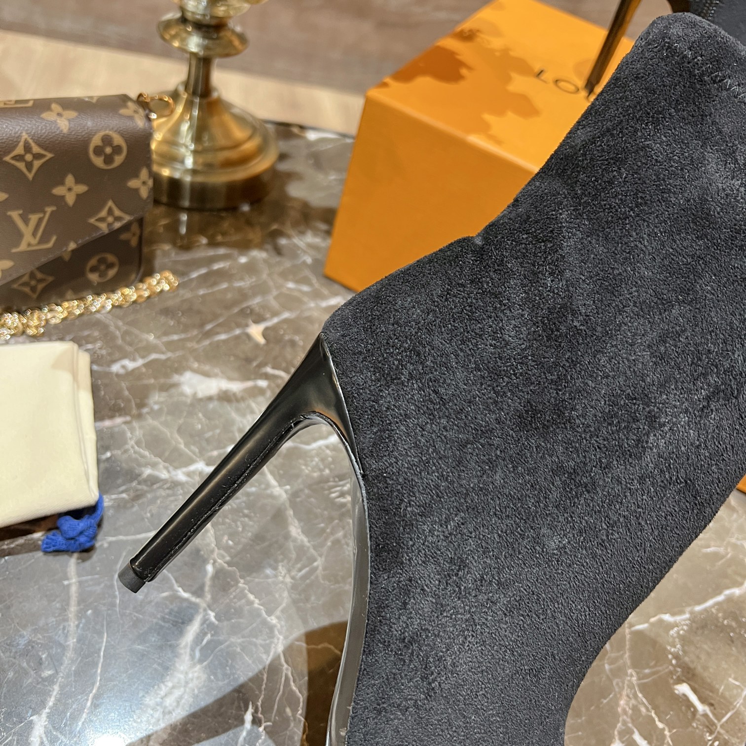 L0vis Vvtt0n Women’s Cherie Ankle Boots Black For Women LV