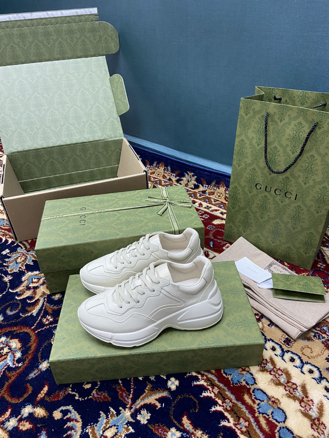 Gvc*1 Rhyton Sneaker Beige For Men 721749 0G2R0