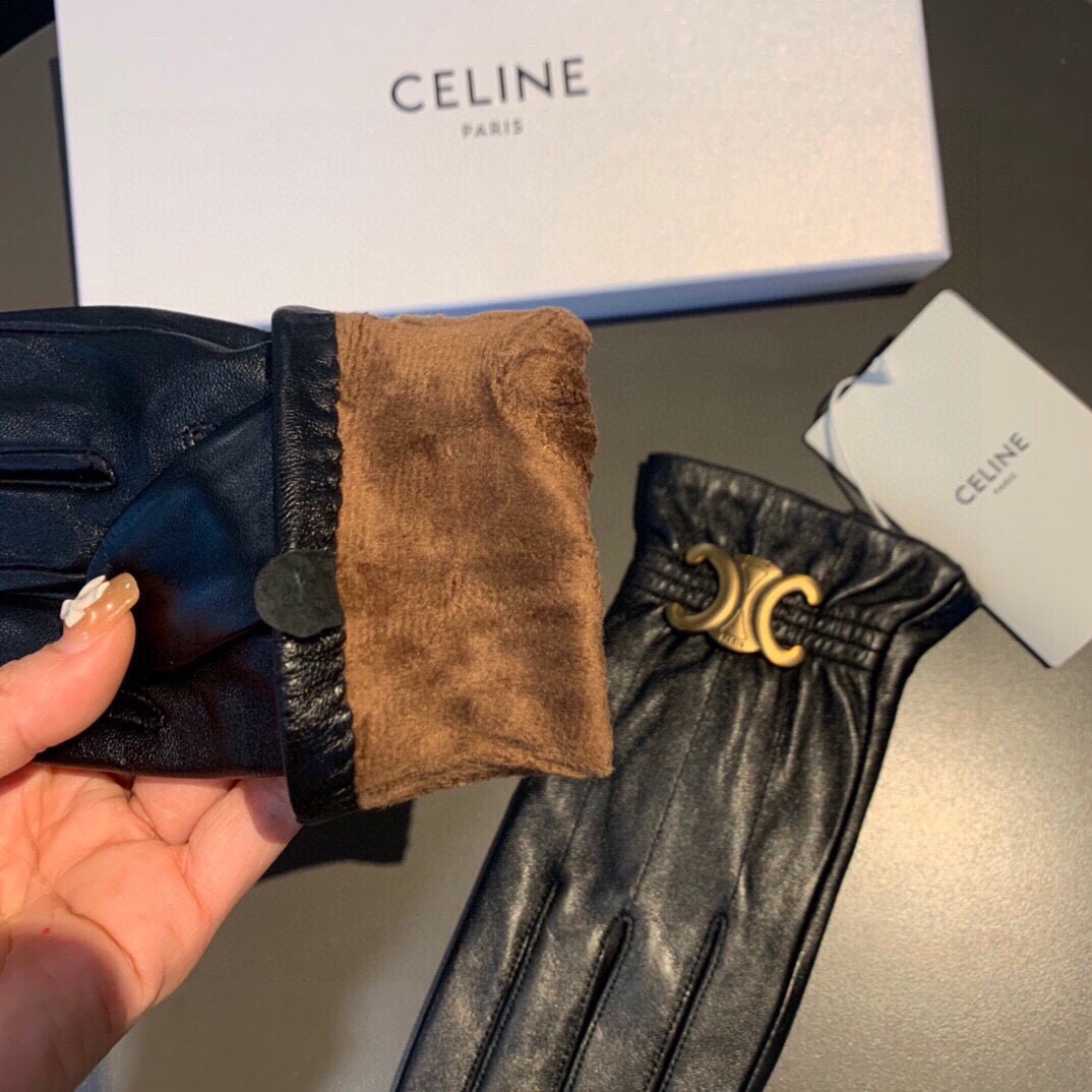 Ce1i*e Triomphe Gloves In Black