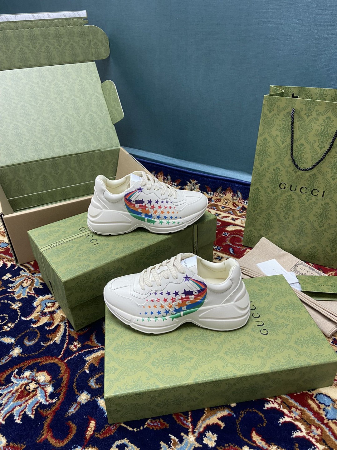 Gvc*1 Women’s Rhyton Sneakers With Gvc*1 Stars White Ivory For Women 684899