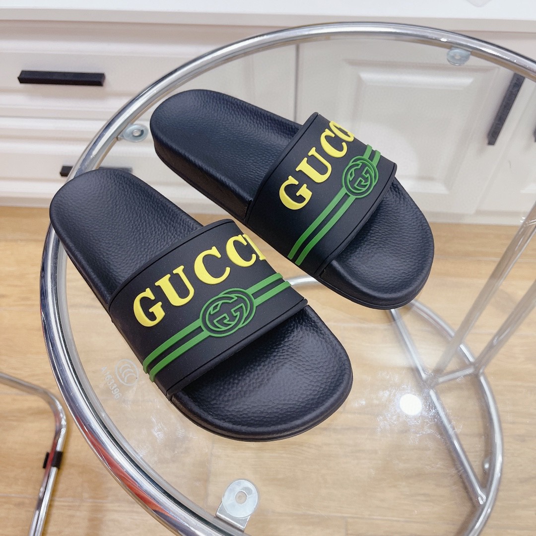 Gvc*1 Women’s Logo Rubber Slide Black Green And Yellow For Women 522887