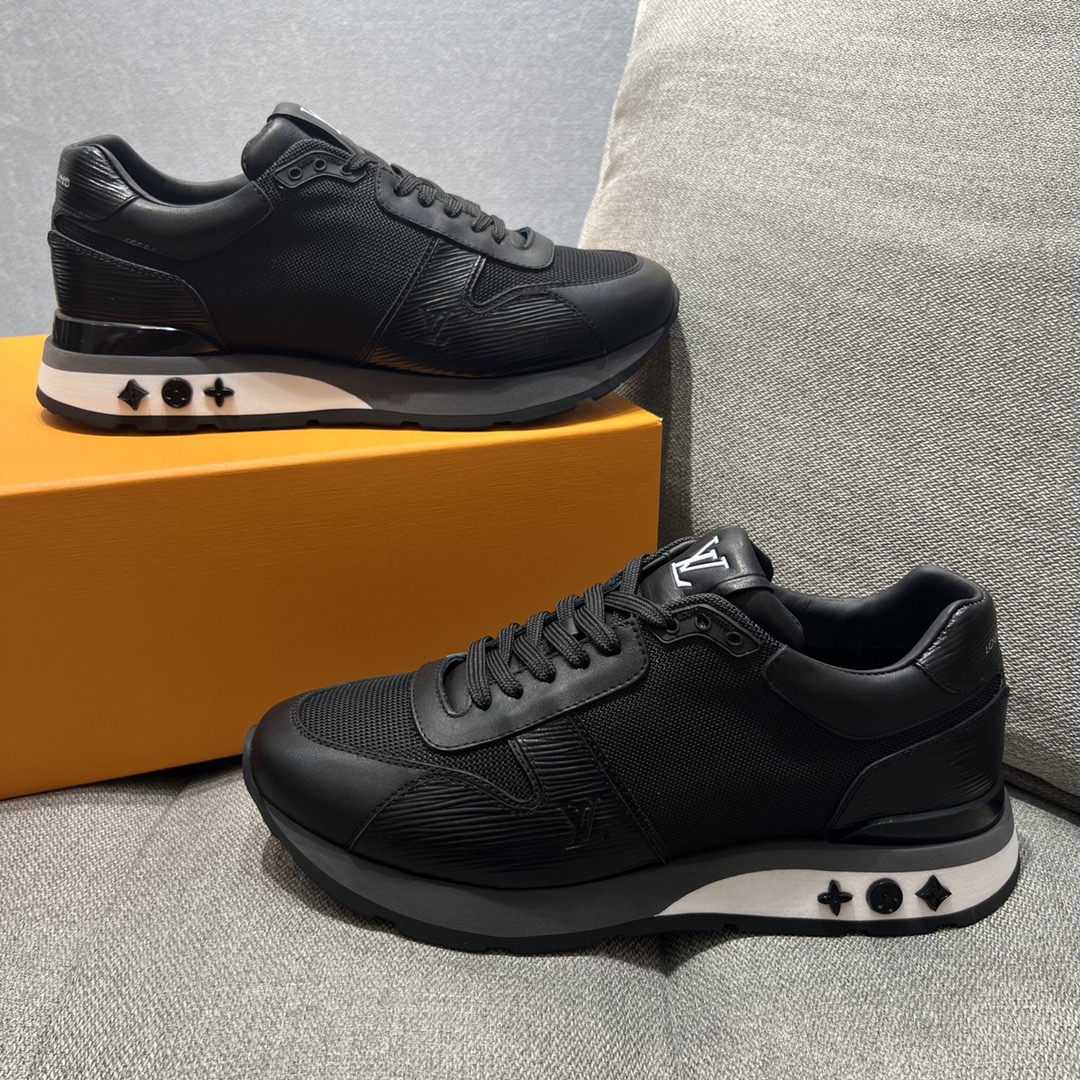 L0vis Vvtt0n Run Away Sneaker Black For Men LV