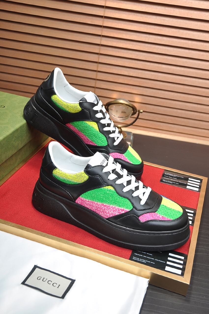 Gvc*1 Men’s Sneaker With Multicolored Stripes Black For Men ‎669582