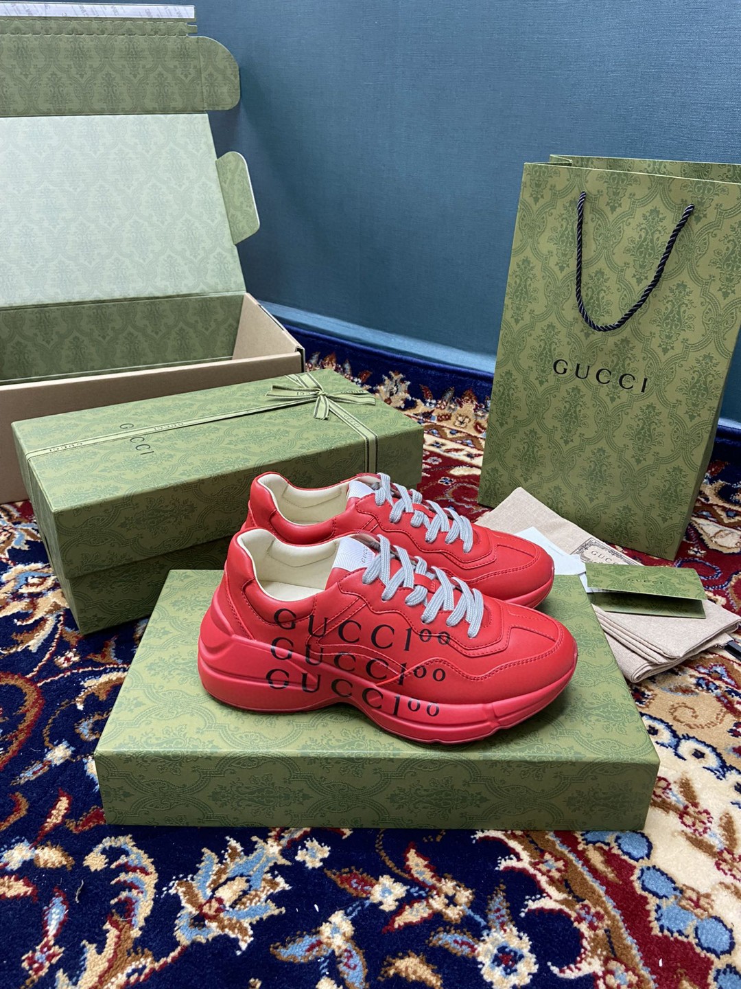 Gvc*1 Men’s 100 Rhyton Sneaker Red For Men 660938