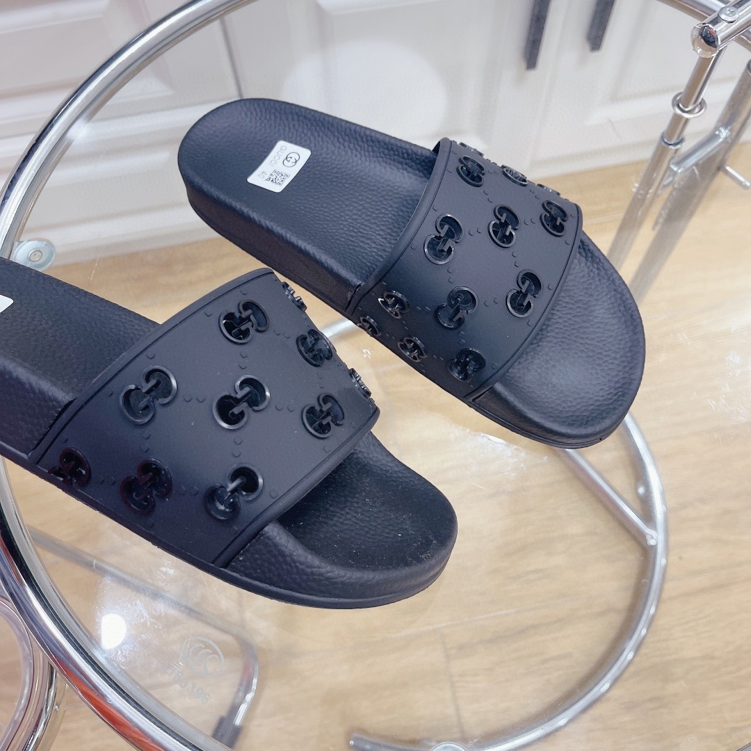 Gvc*1 Women’s Rubber GG Slide Sandals Black For Women ‎573922 JDR00 1000