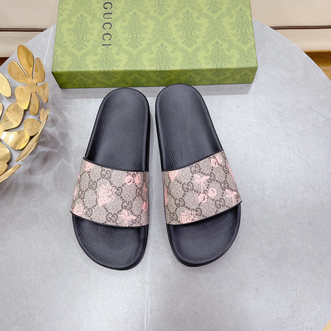 Gvc*1 Women’s GG Slide Sandal With Strawberry And Cherry Black For Women 407345