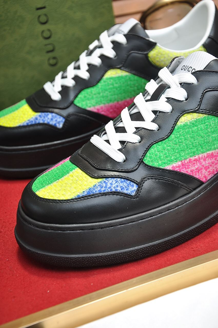 Gvc*1 Men’s Sneaker With Multicolored Stripes Black For Men ‎669582