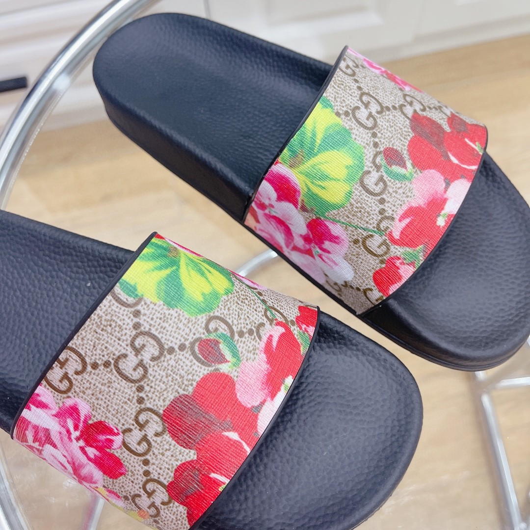 Gvc*1 Women’s Slides Bloom Print Red For Women 408508 G2200 8919