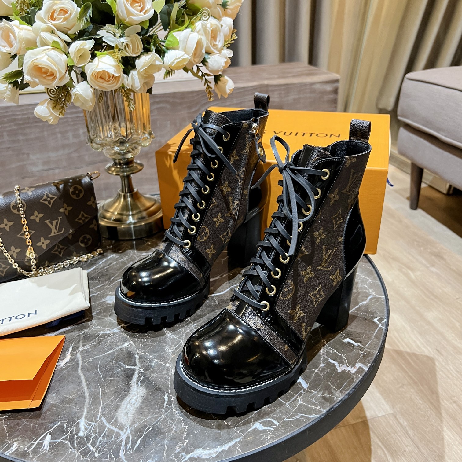 L0vis Vvtt0n Women’s Star Trail Ankle Boots Brown For Women LV