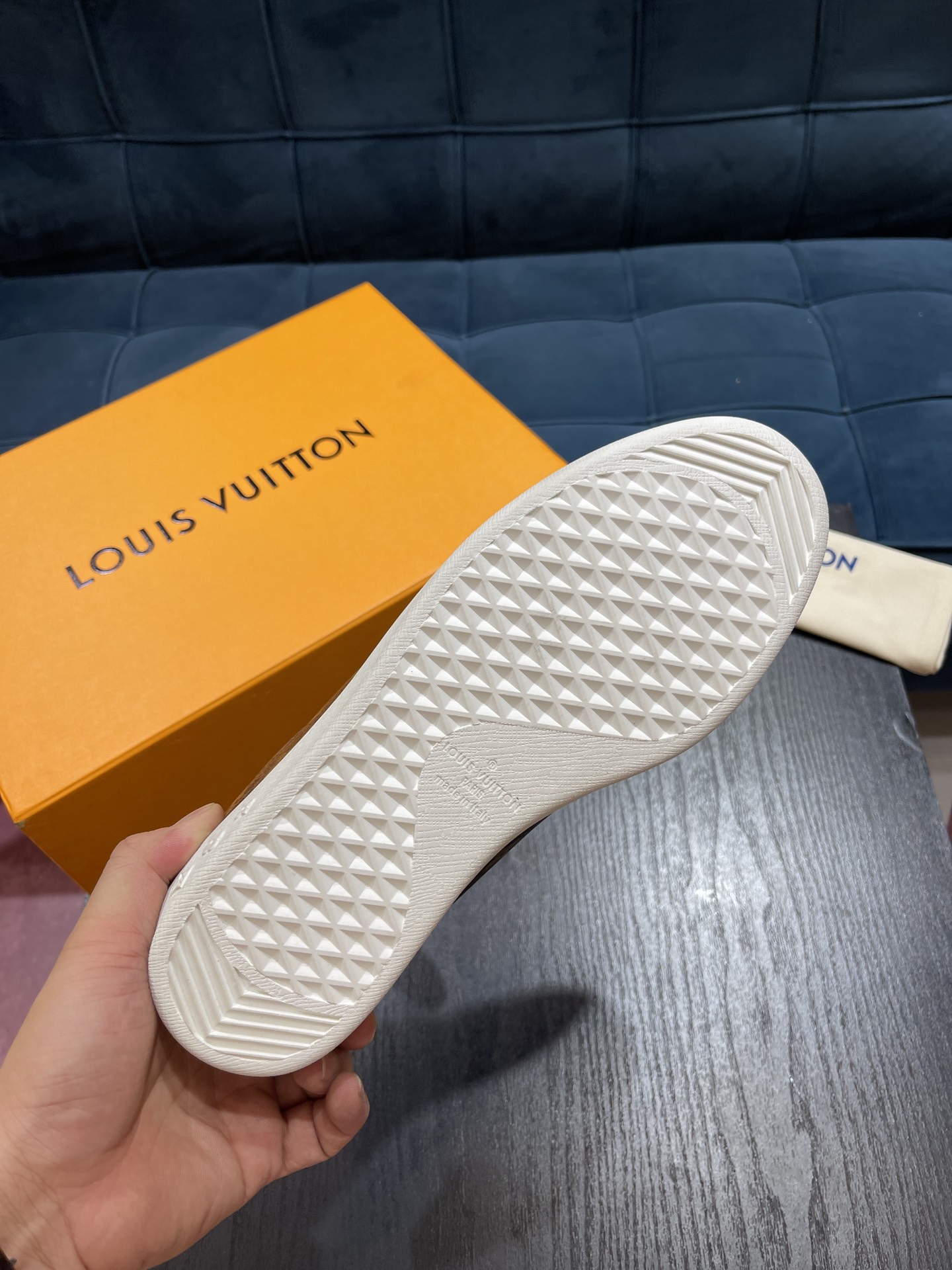 L0vis VuittionLuxembourg Sneaker Brown For Men LV 1A4PAF