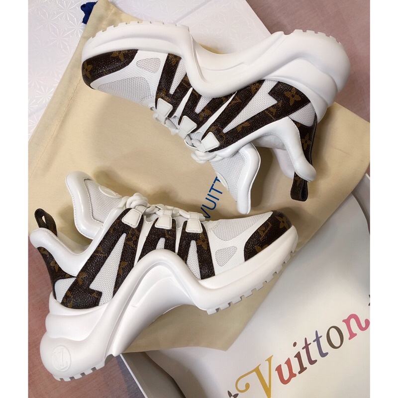 L0vis Vvtt0n Women’s LV Archlight Sneaker White For Women LV 1A43KV