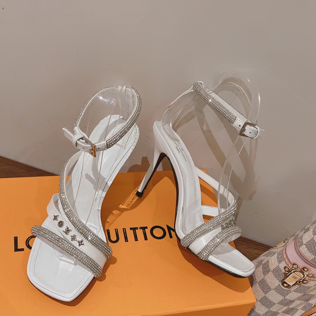 L0vis Vvtt0n Women’s Appeal Sandal White For Women LV