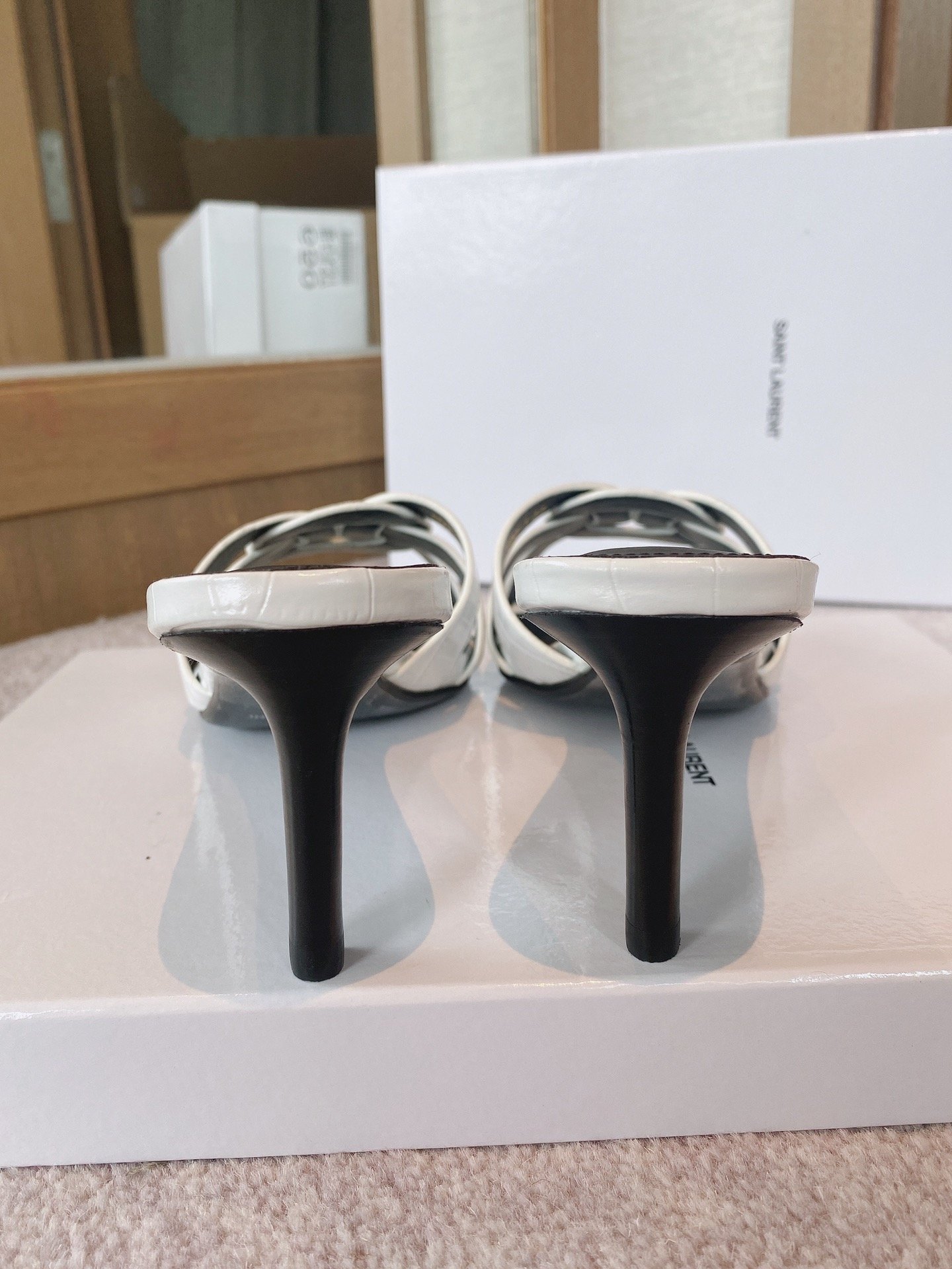 Sa1nt Lau*nt Women’s Tribute Heeled Mules White For Women Y51