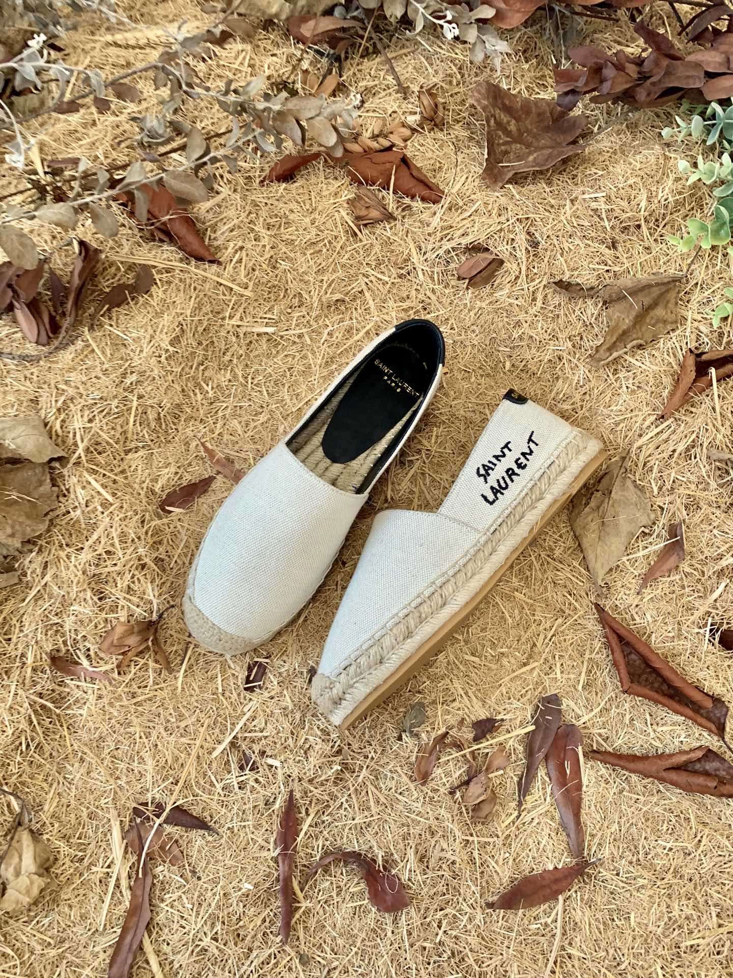 Sa1nt Lau*nt Women’s Sa1nt Lau*nt Embroidered Espadrilles White For Women Y51