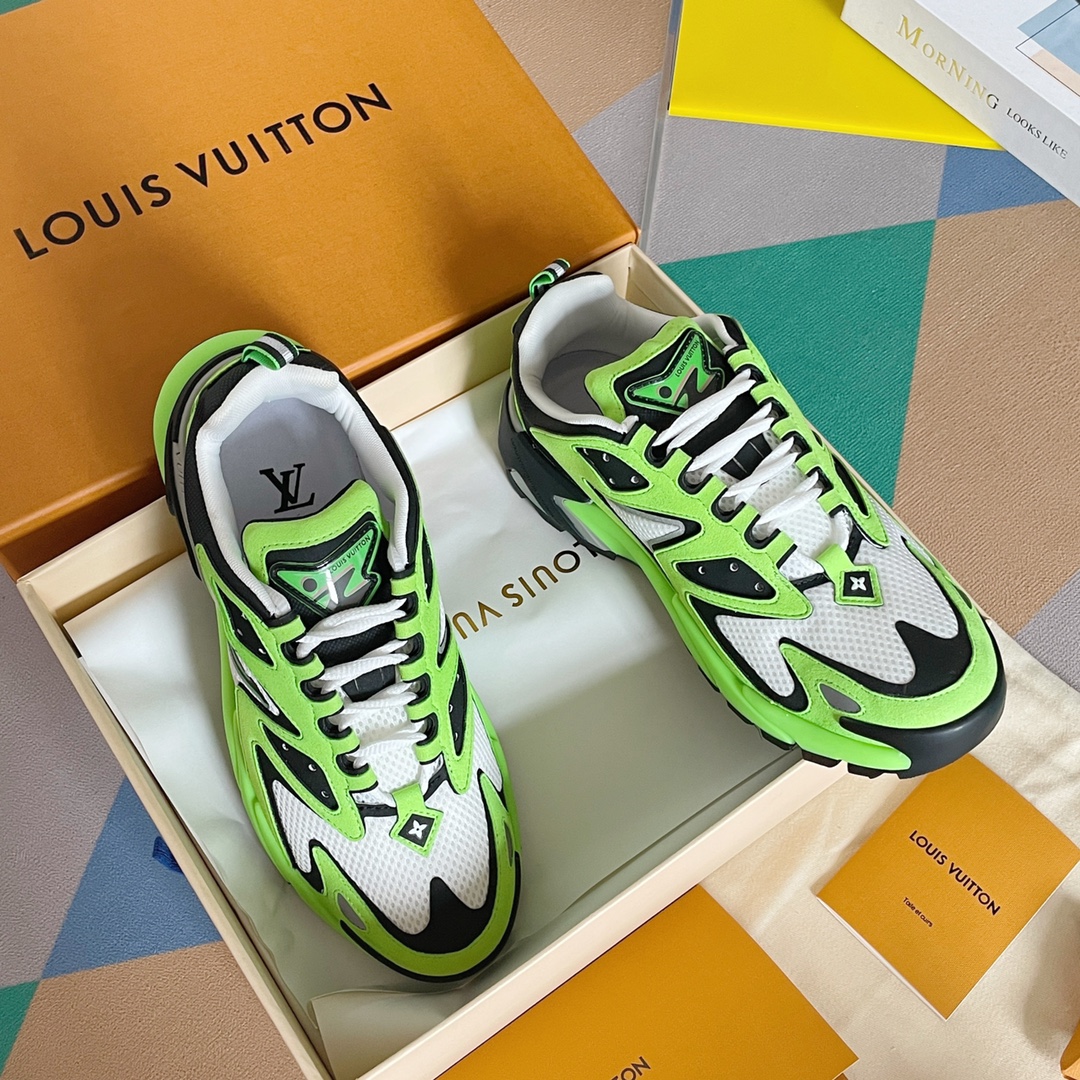 L0vis Vvtt0n Men’s LV Runner Tatic Sneaker Green For Men LV 1A9JER