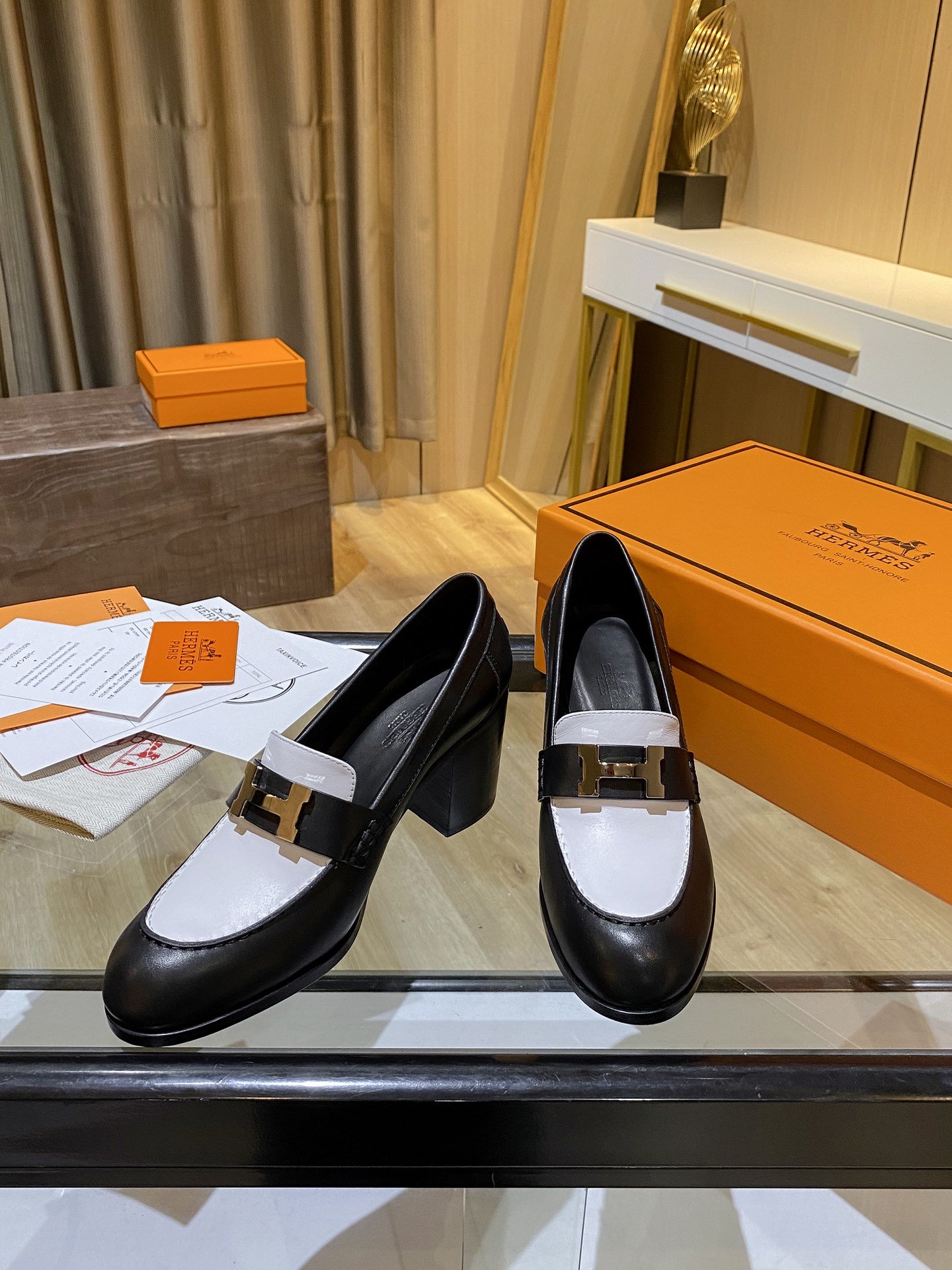 H**me5 Dauphine 70 Loafer Black/White For Women, Women’s Shoes H212092Z