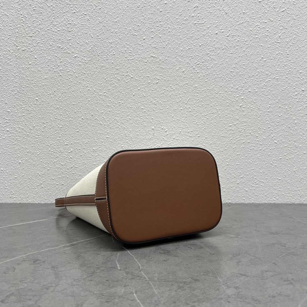 Ce1i*e Small Bucket Cuir Triomphe In Textile Natural / Tan For Women 9in/22cm 198242EFL.02NT