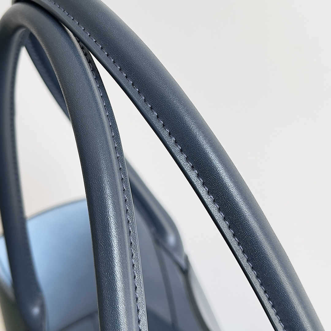 B0tt*ga Ven*ta Large Arco Tote Bag Grey , For Women, Women’s Bags 18.1in/46cm