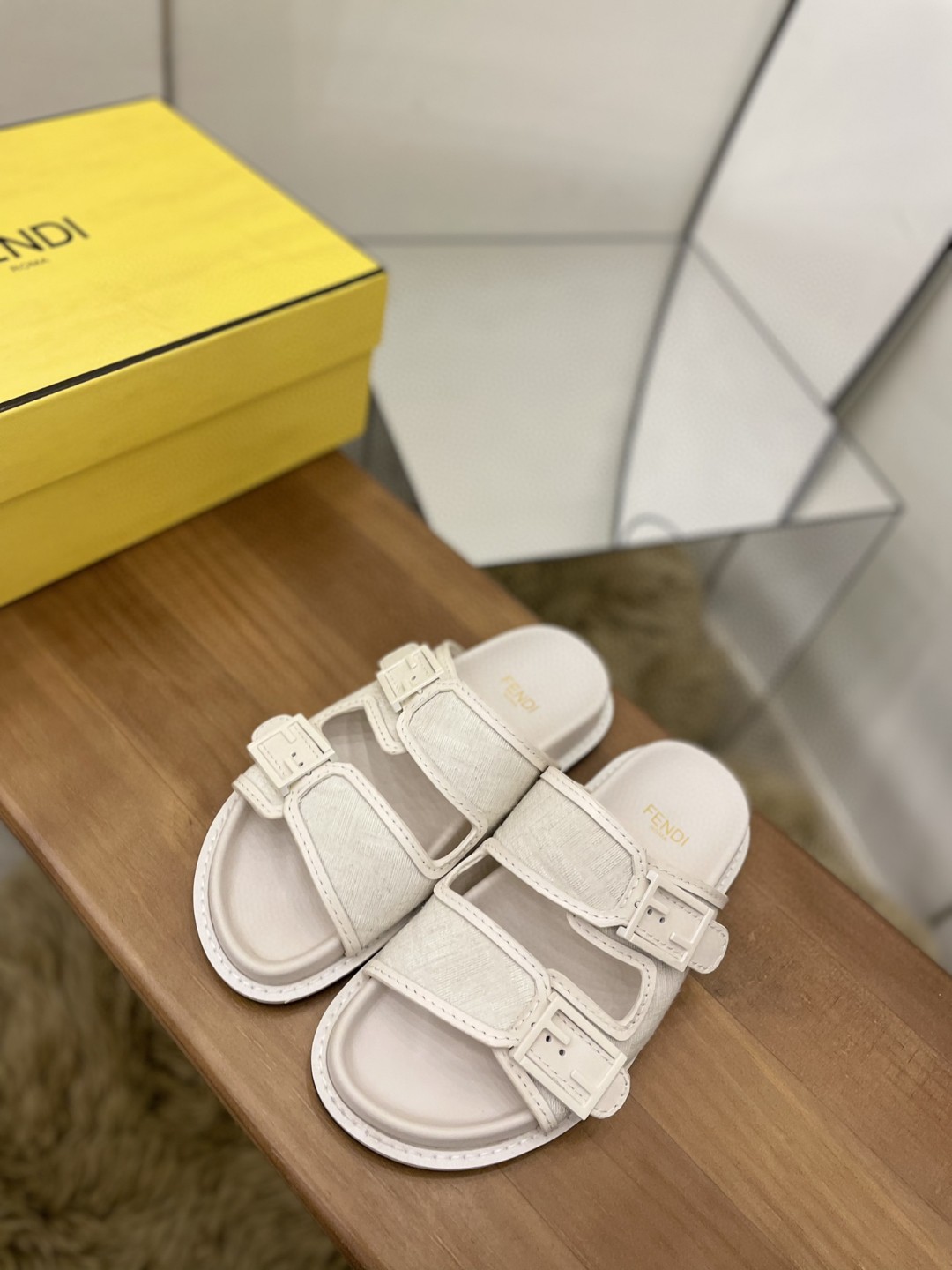 F**di Feel Slides White For Women