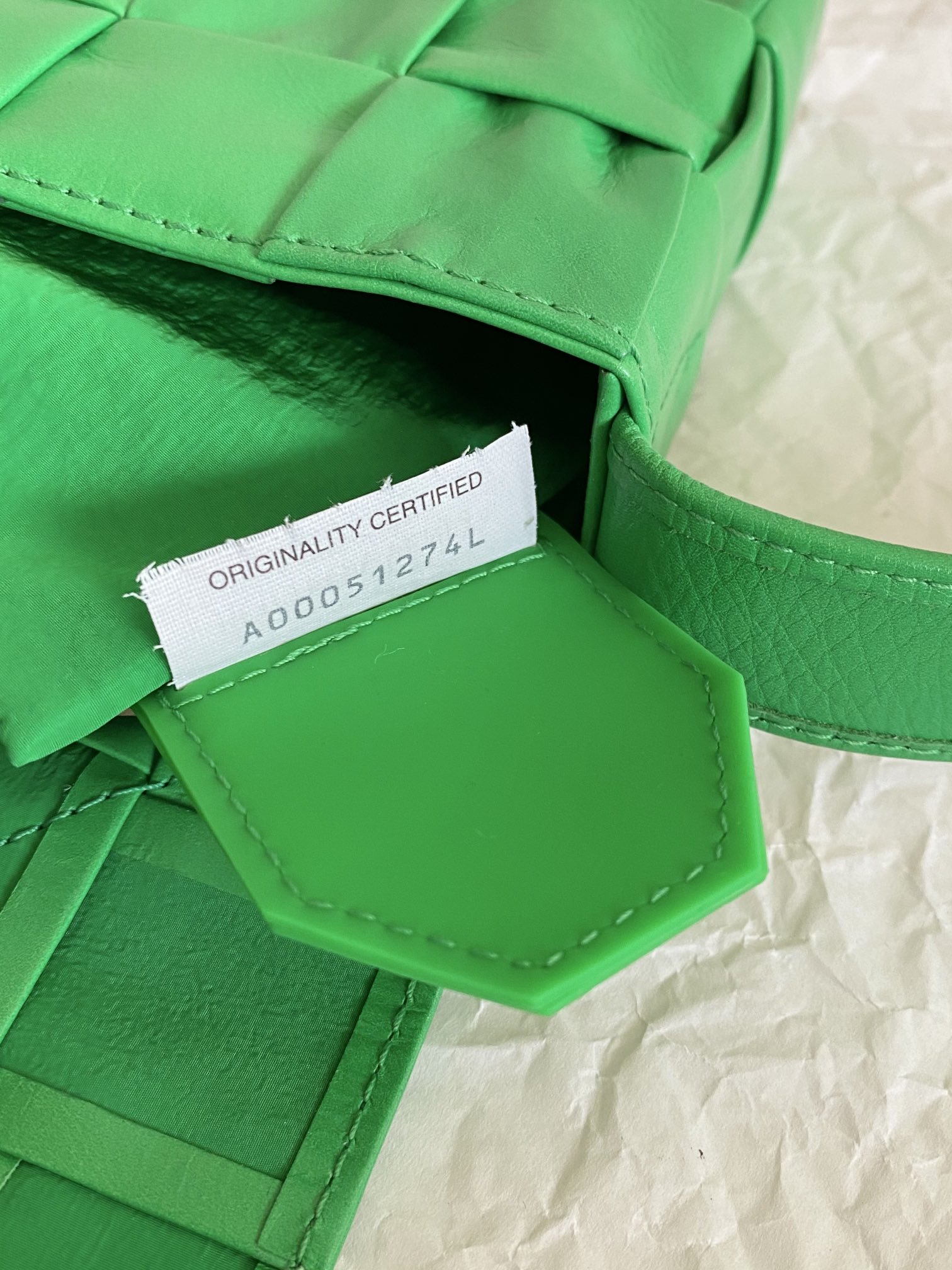 B0tt*ga Ven*ta Padded Cassette Belt Bag Green, For Women, Women’s Bags 7in/18cm 710075VCQR13724