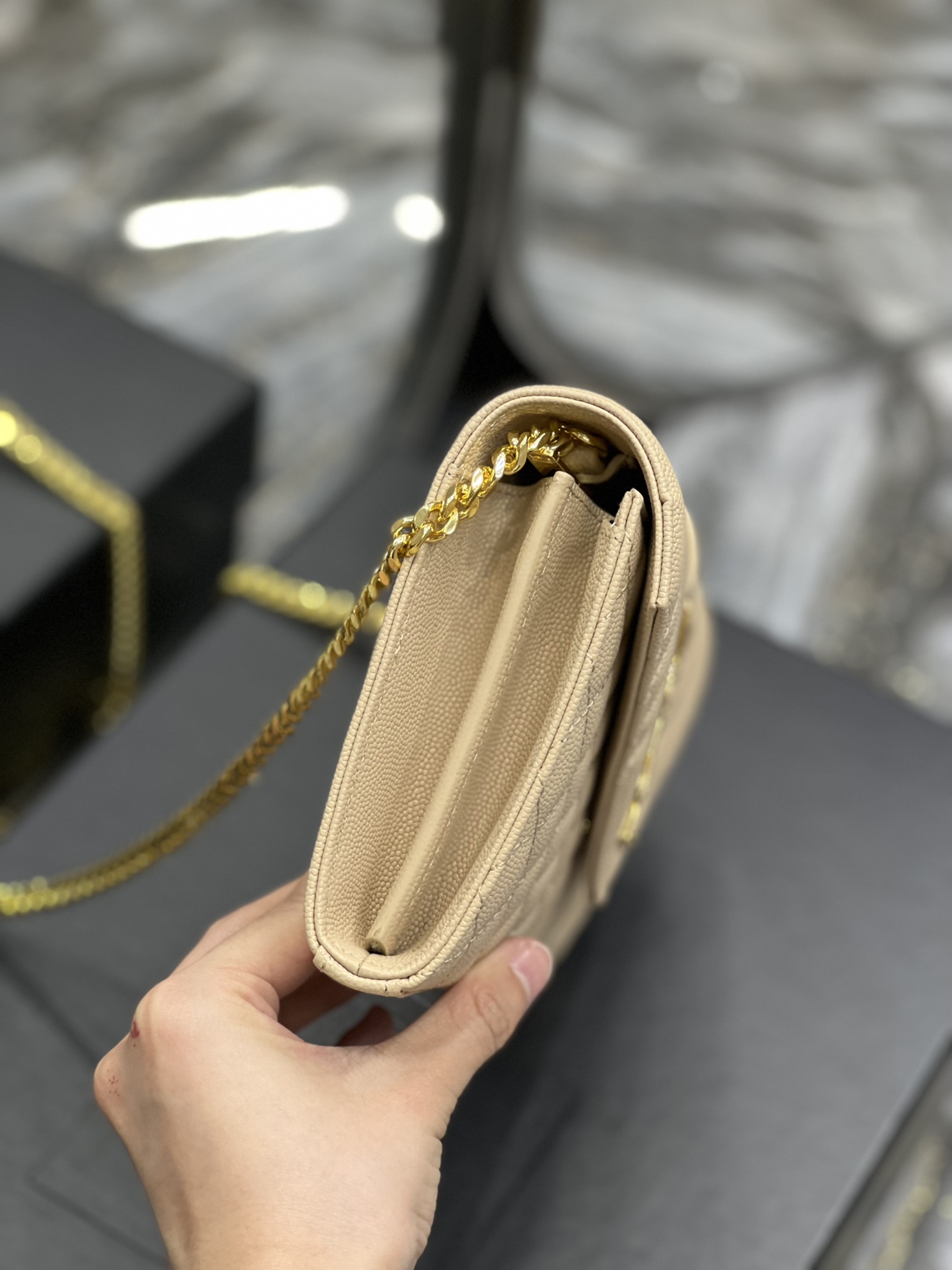 Sa1nt Lau*nt Envelope Small Chain Bag Beige For Women, Women’s Bags 8.6in/22cm Y51