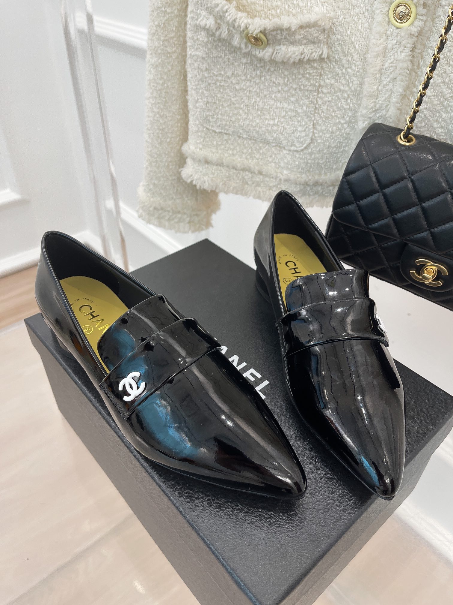 Ch**el Women’s Loafer With Logo Bright Black For Women