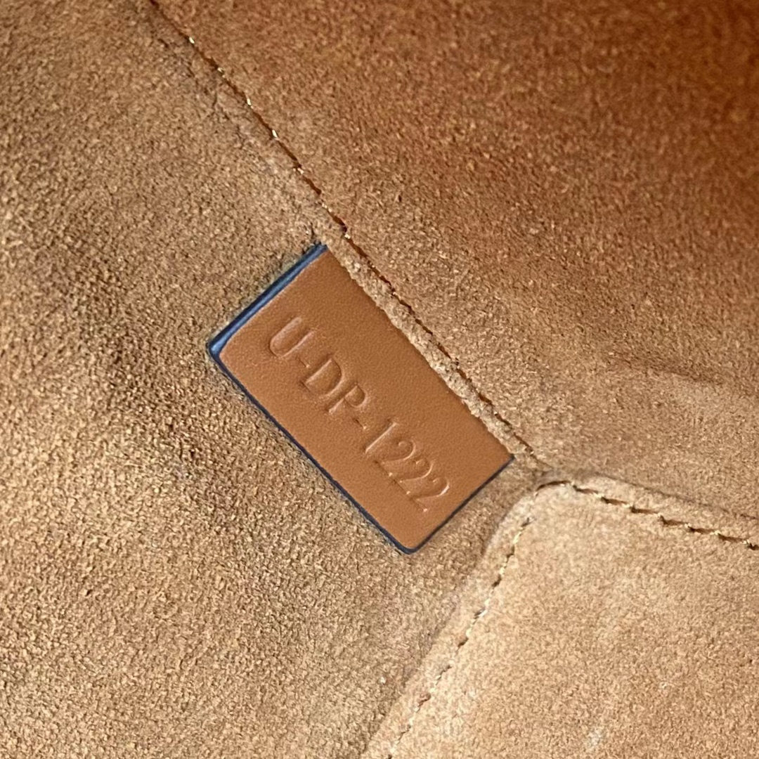 Ce1i*e Cube Bag Cuir Triomphe Square Tan For Women 6in/15cm