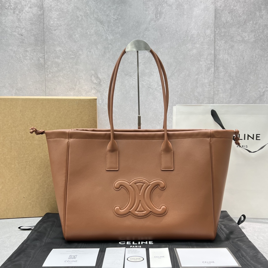 Ce1i*e Cabas Drawstring Cuir Triomphe Tan For Women 17in/44cm 199973DU3.04LU