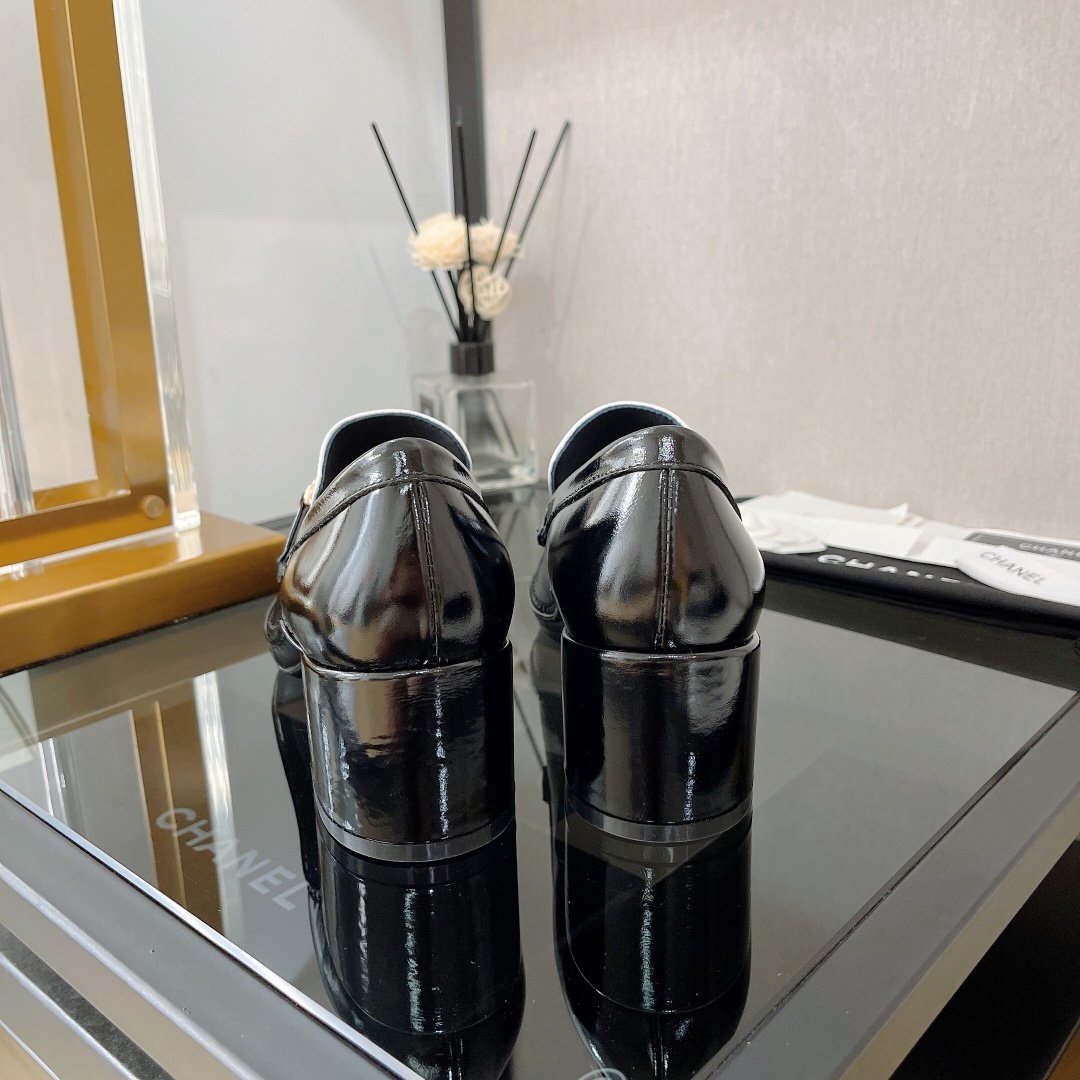 Ch**el Women’s Loafers White For Women