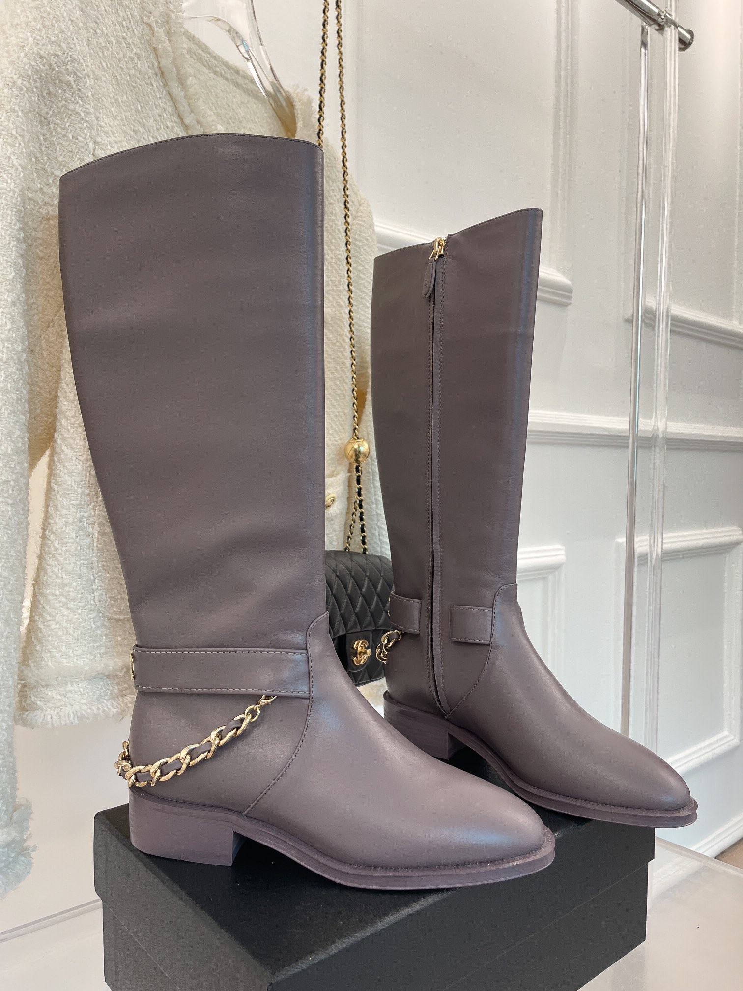 Ch**el Women’s Ankle Boots With Chain Light Violet For Women 1.5in/4cm