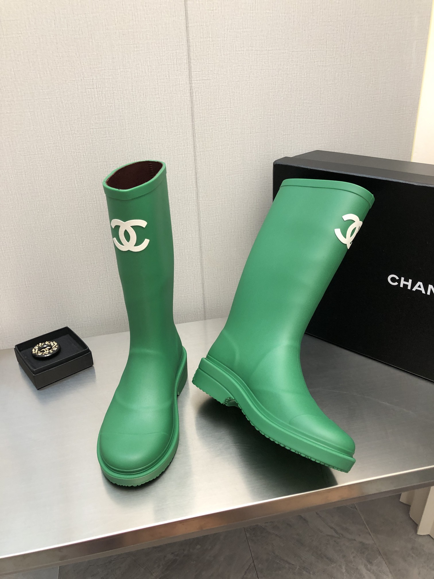 Ch**el Women’s Hight Boots Green For Women